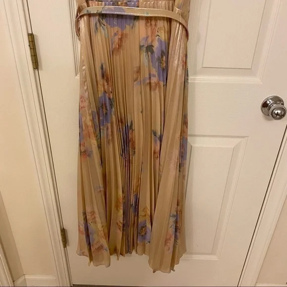 Lauren Ralph Lauren Pleated Metallic Floral Dress in Blush Multi - Picture 11 of 14